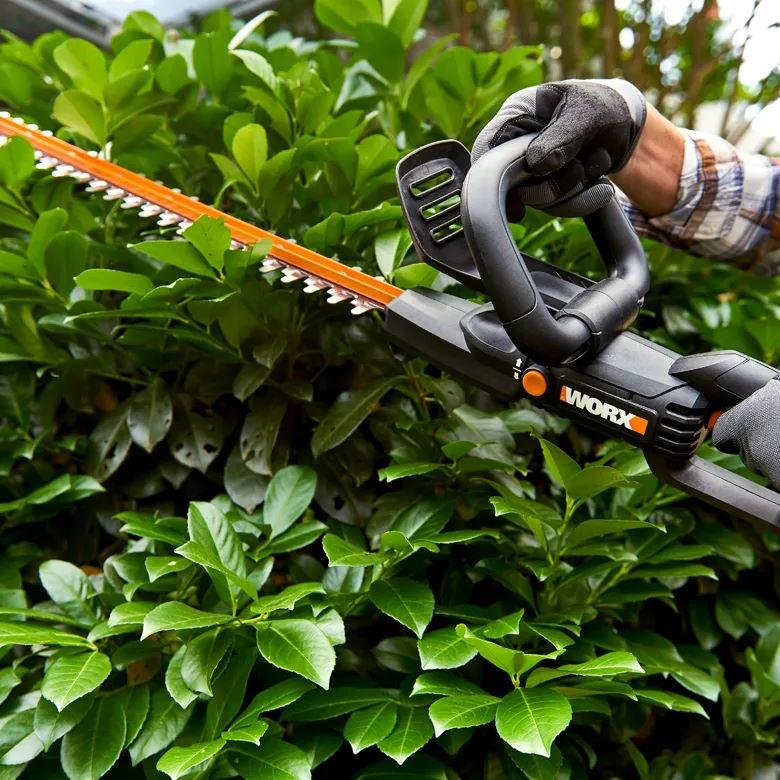 Worx WG217 Corded 4.5 Amp Electric 24" Rotating Head Hedge Trimmer