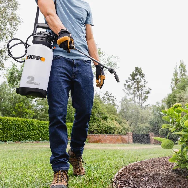 Worx WG829 Cordless 20V Power Share 2-Gallon Lawn Sprayer